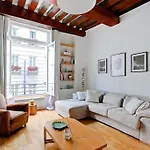 Unforgettable Stay In The Heart Of Paris